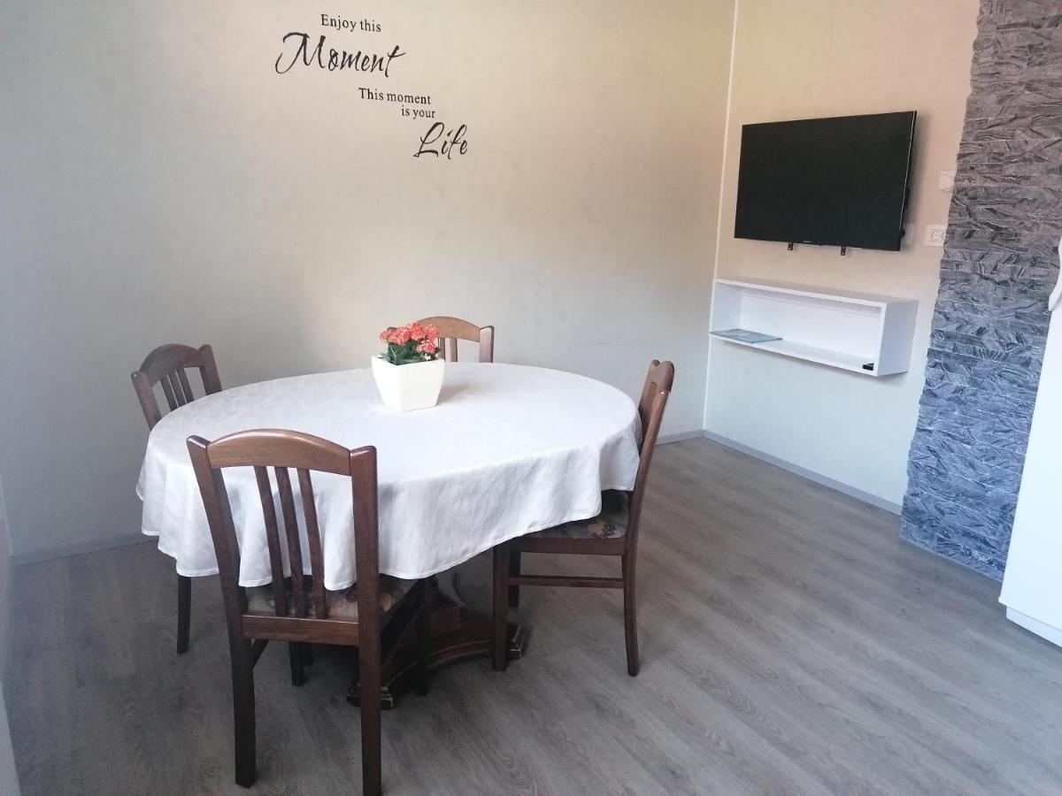 Apartmaji Valter Srpenica Ngoại thất bức ảnh